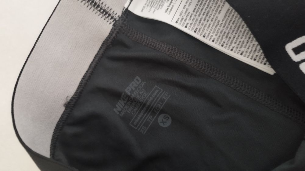 Leginsy 3/4 Nike Pro rozmiar XS