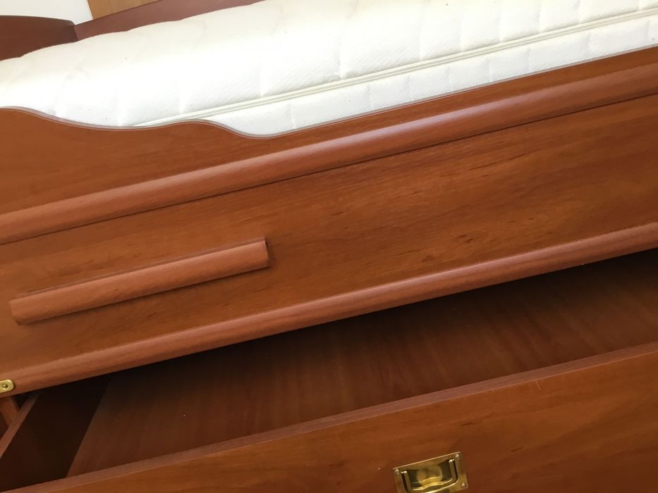 tapczan z materacem VOX