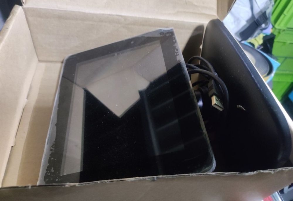 Monitor de balcão
