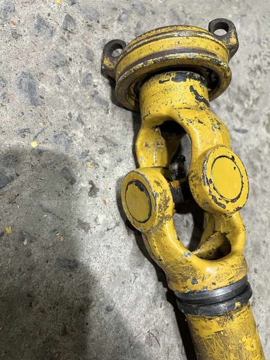 Карданний вал/кардан Трактора