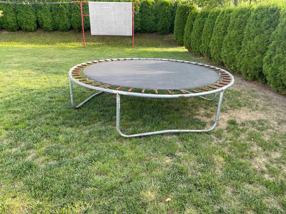 Trampolina 3 m bez zabezpieczeń