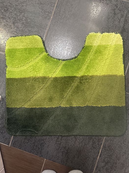 Коврик під унітаз