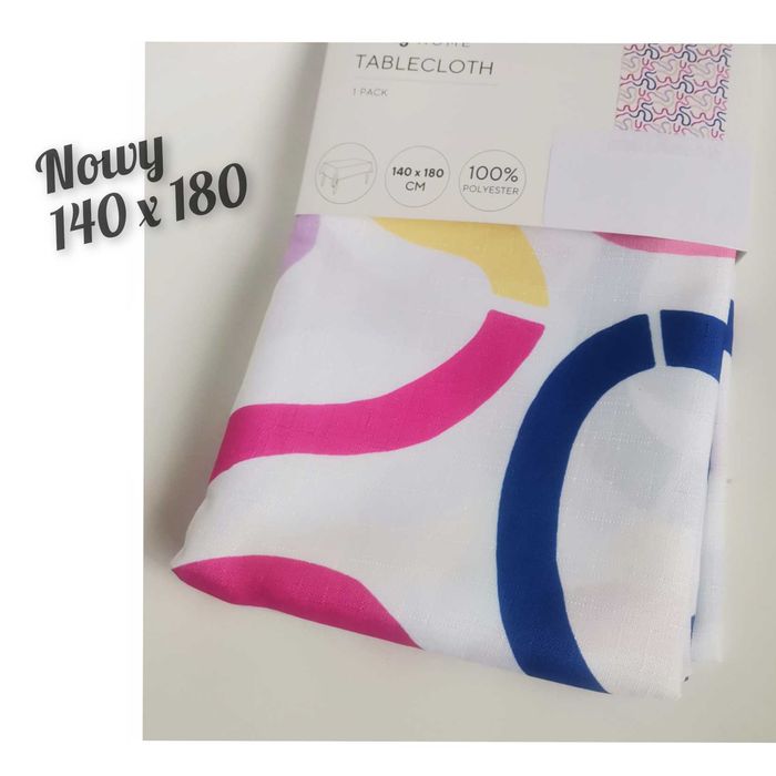 Nowy obrus 140x180 cm biały we wzory obrus nowoczesny wzór