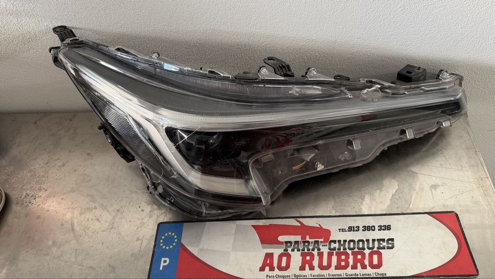 Farol drt toyota corolla E21