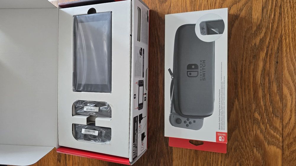 Nintendo Switch cinza como nova + capa original Nintendo