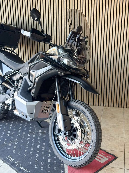 CFmoto 800 MT-X como nova
