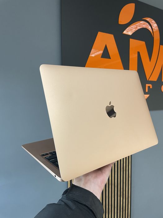 MacBook Air 13 m1 , 8gb, 256gb Rose Gold