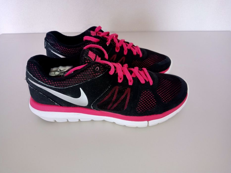 Nike nr 36.5--23.5 cm