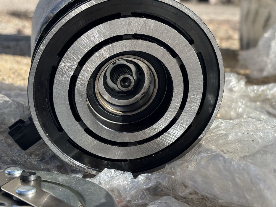 Компресор кондиціонера ford fiesta(американець)