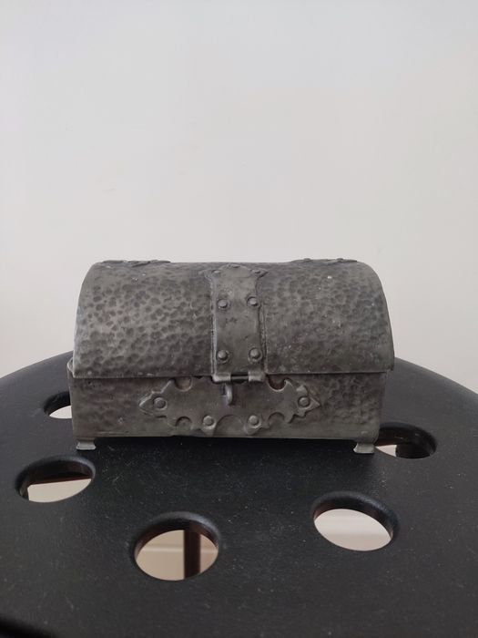 Small Tin Box 95%
