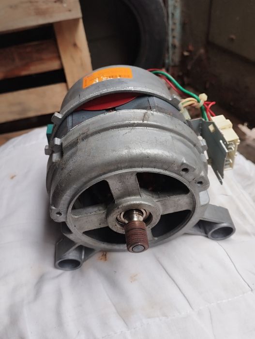 Запчасти к стиральной машинке Индезит