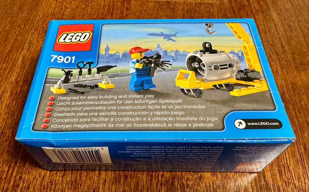 LEGO City  - Airplane Mechanic - 7901