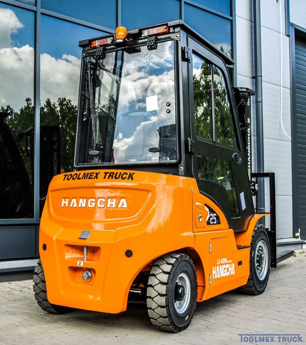 Elektryczny wózek widłowy Hangcha CPD25-XEY2-SI + Kabina