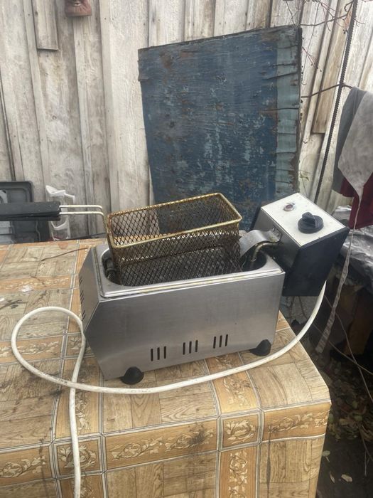 Фритюрниця Elektrikli