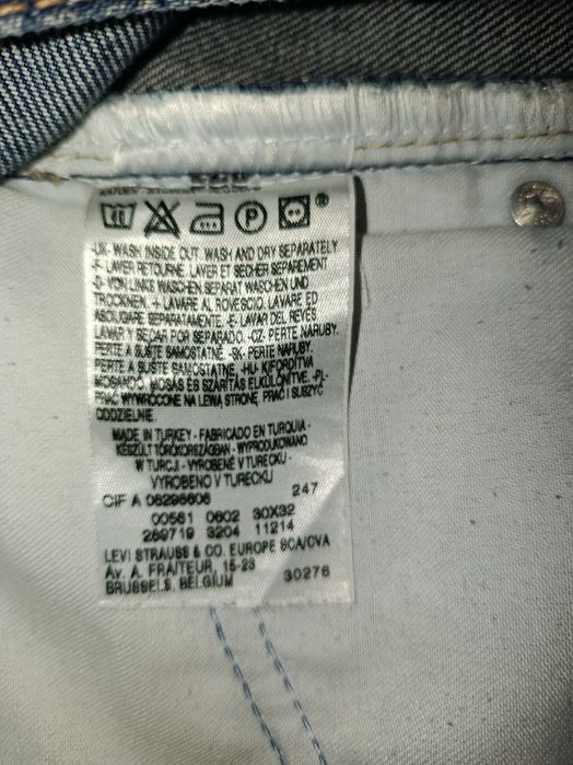 Джинси Levis 581