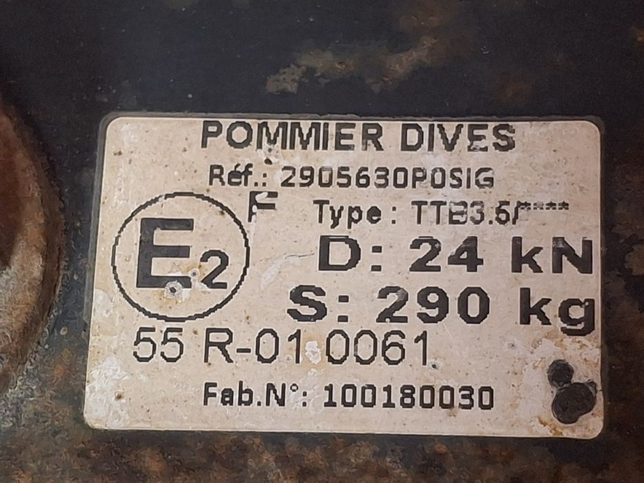 Gancho reboque ISUZU ELF (NKR8_)
