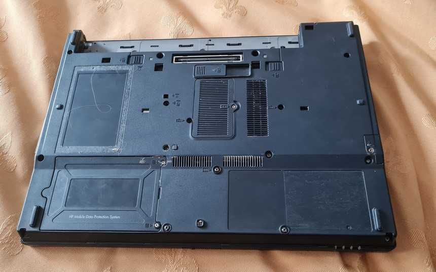 HP Compaq nw8440