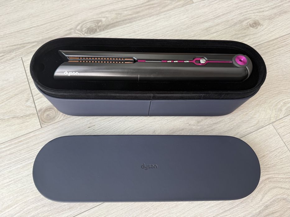 Etui do prostownicy Dyson Corrale granatowe kuferek