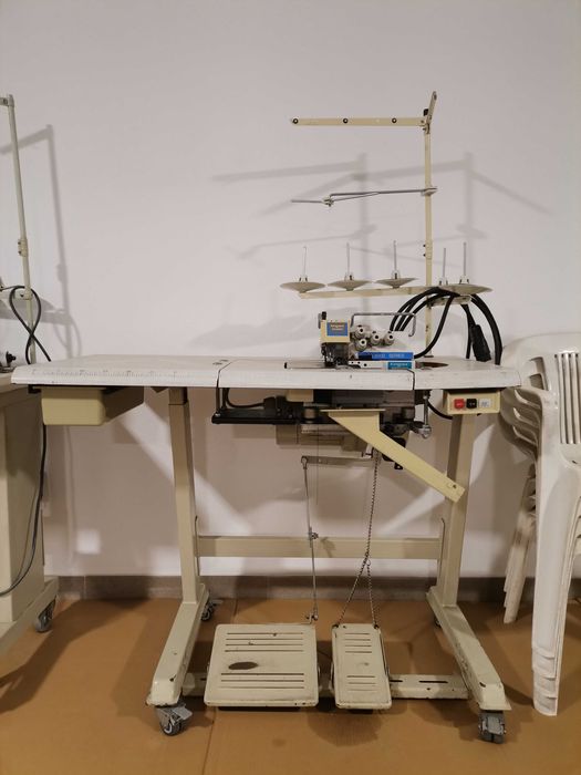 Máquina Corta e Cose