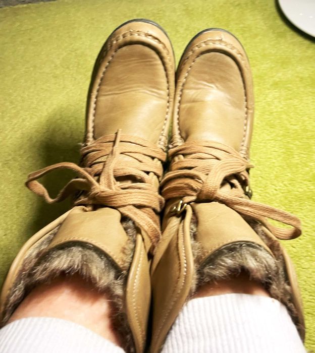 Бежеві ботиночки F&F з хутром зверху, зимові, теплі