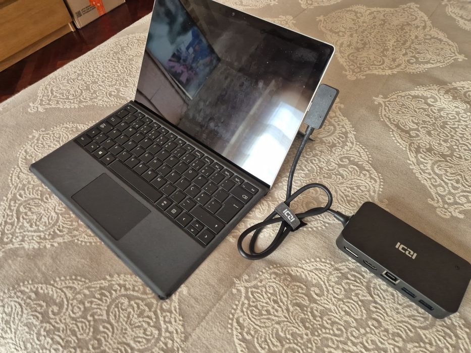 Docking station para Microsoft Surface