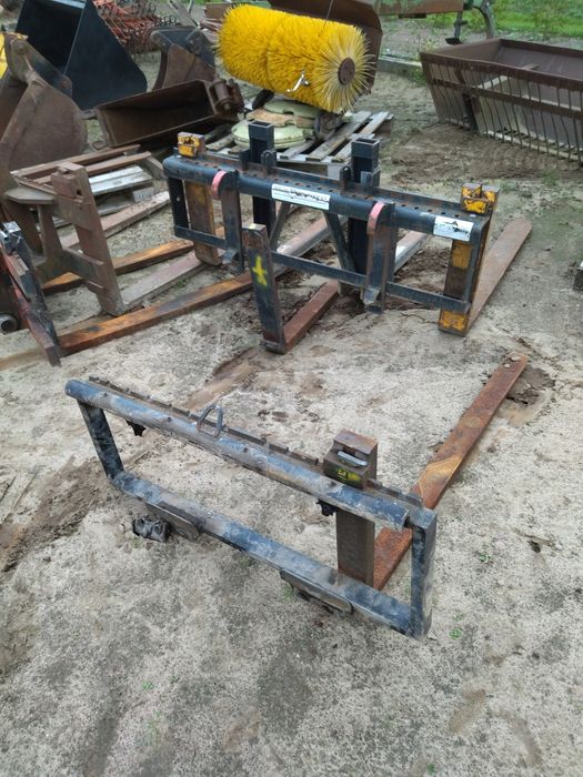 Widły do palet, paleciak, karetka