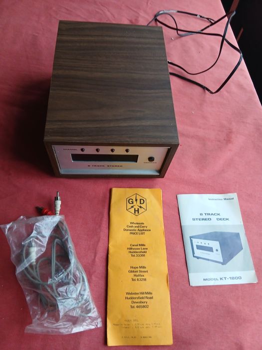 8 Track Stereo  Deck  Model KT 1800