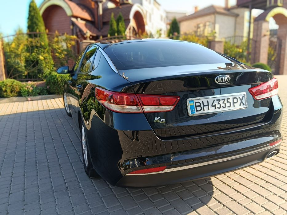 Авто KIA K5 2016 газ