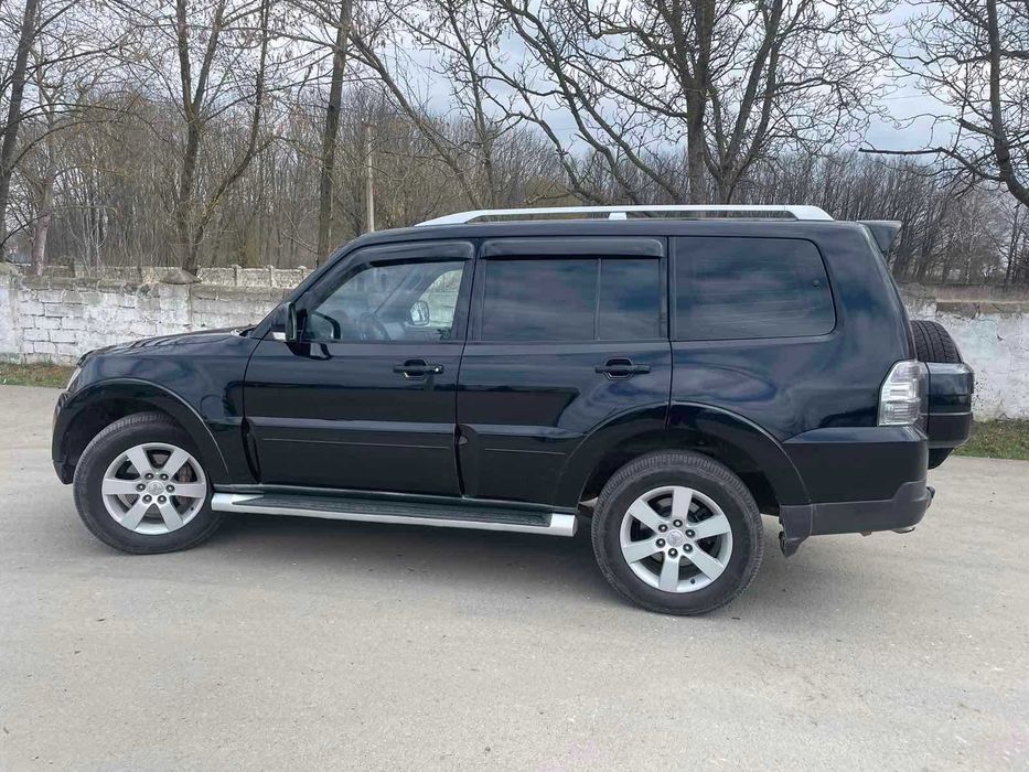 Mitsubishi Pajero Wagon