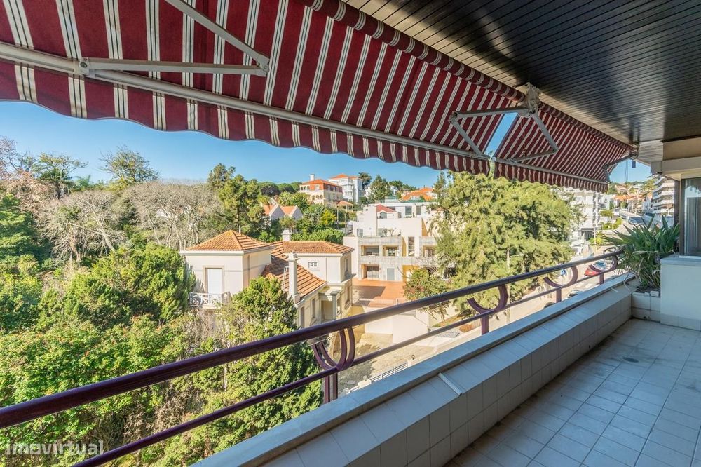 Apartamento T2 com jardim, Estoril, Cascais