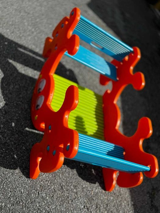 Baloiço e Mesa de Atividades 2 em 1 "Caranguejo"