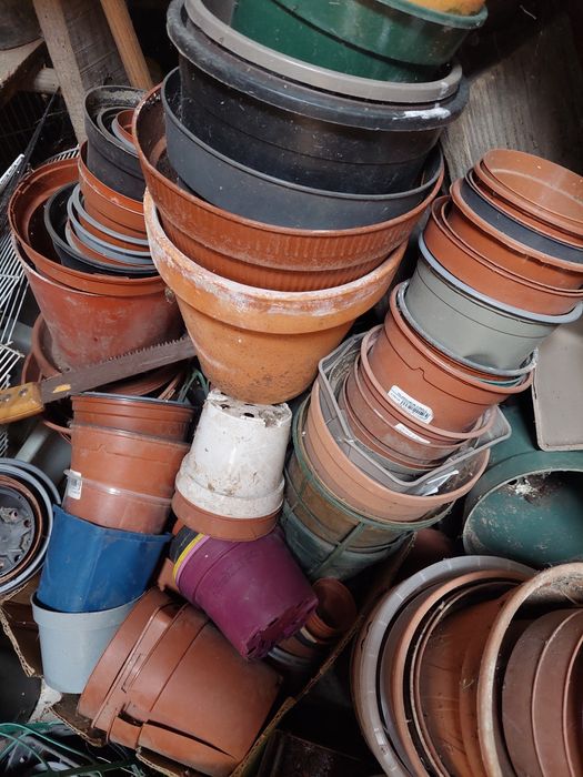Vasos plasticos para plantas grandes e pequenas