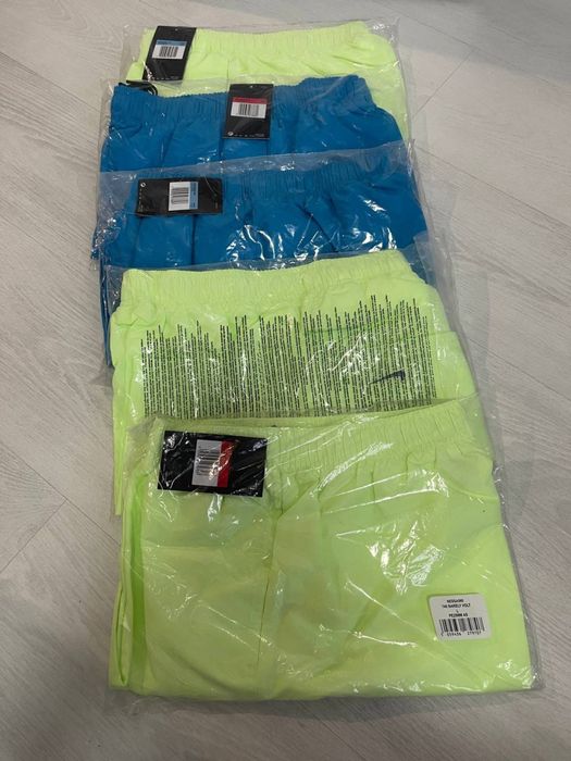 Шорти пляжні Calvin Klein (L), Nike (M, L).Оригінал. плавки