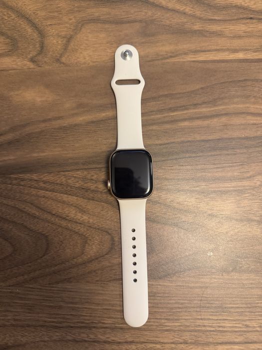 Apple Watch Series 10 у новому стані, акумулятор 100%