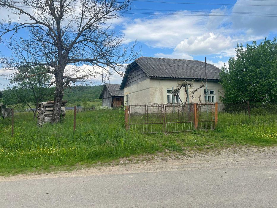 Продаж ділянки 8.5 соток з комунікаціями під реконструкцію або забудову, с. Мокра (біля курорту Воєводино)