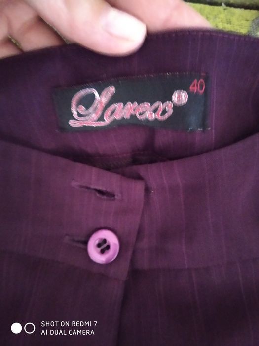 Женские костюмы Larex