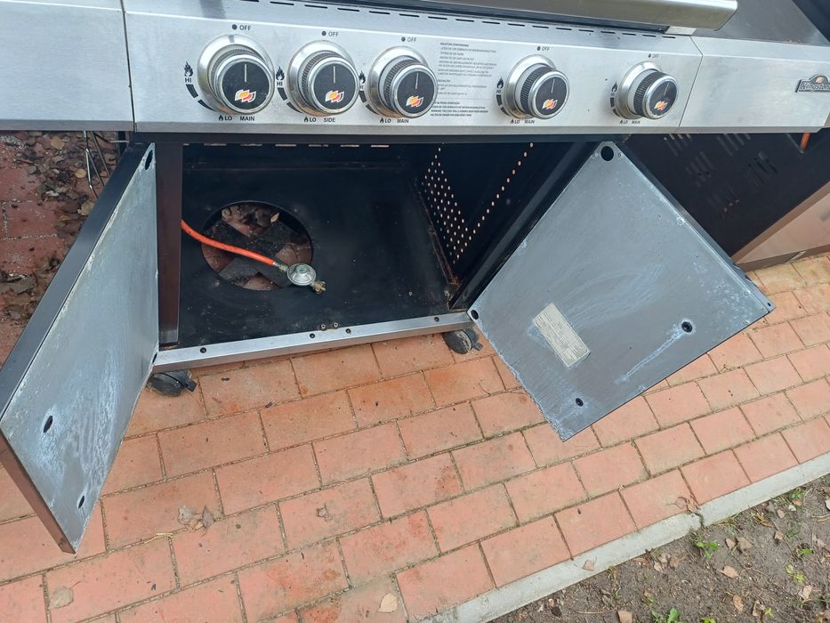 Grill gazowy firmy KINGSTONE Cliff  450.