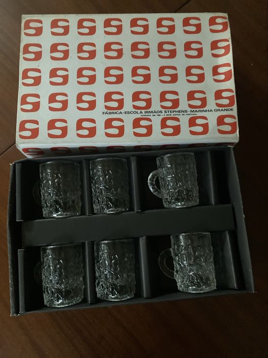 Copos novos  de Varios tamanhos  champanhe ; Porto ,whisky ,vinhos etc