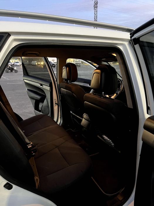 Продаж автомобіля Kia Sorento