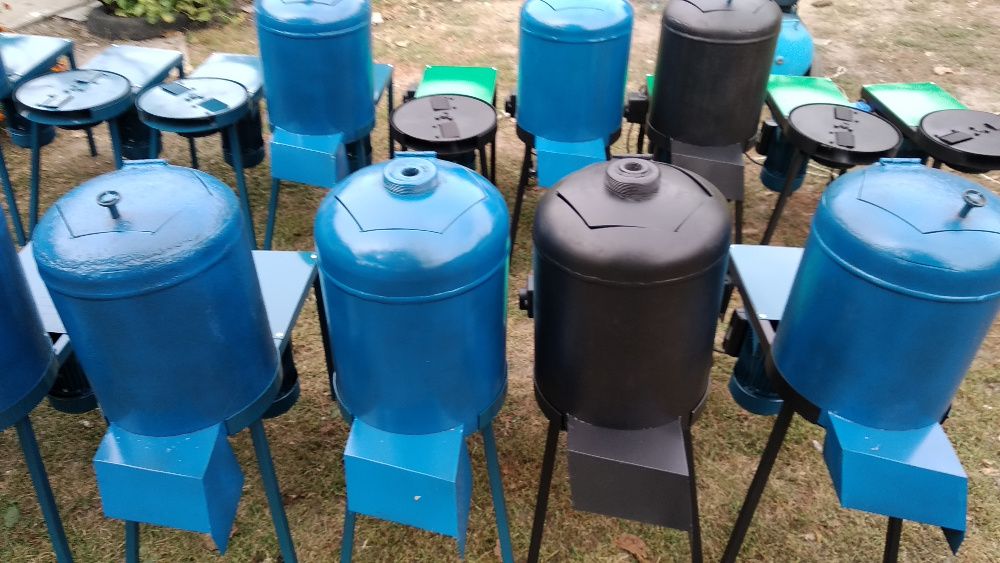 Корморізка бурякорізка корморезка корнерезка з газового балона 220 380