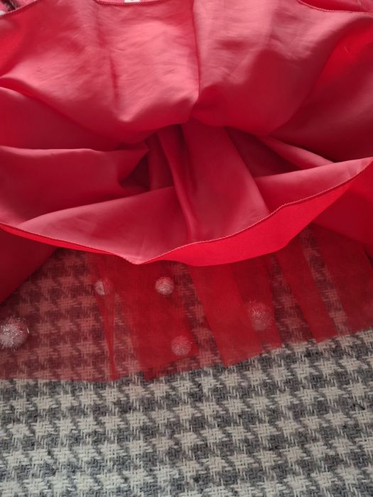 Святкове плаття фірми F&F 122см 6-7 років