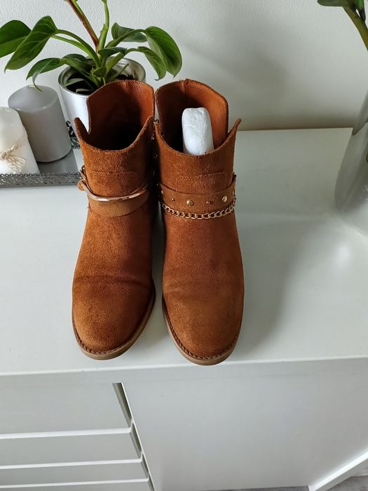 Botki damskie Carinii