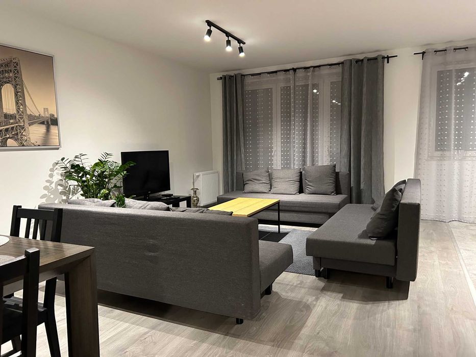 Apartament 2-8 osób 65 m. kw. na doby, Parking, komfortowe, nowe,