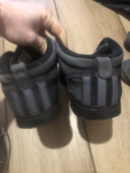 Осінь-весна замш adidas 35 розімр 22 см устілка