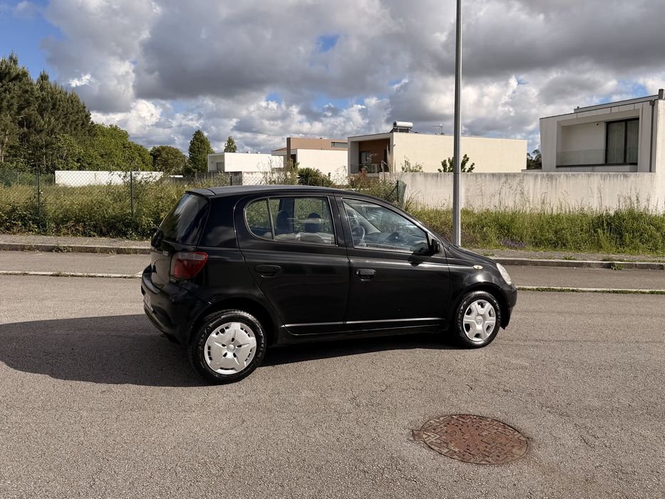 Toyota Yaris 1.0 VVT-i
