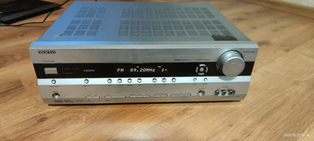 Amplituner Onkyo  TX -SR 506