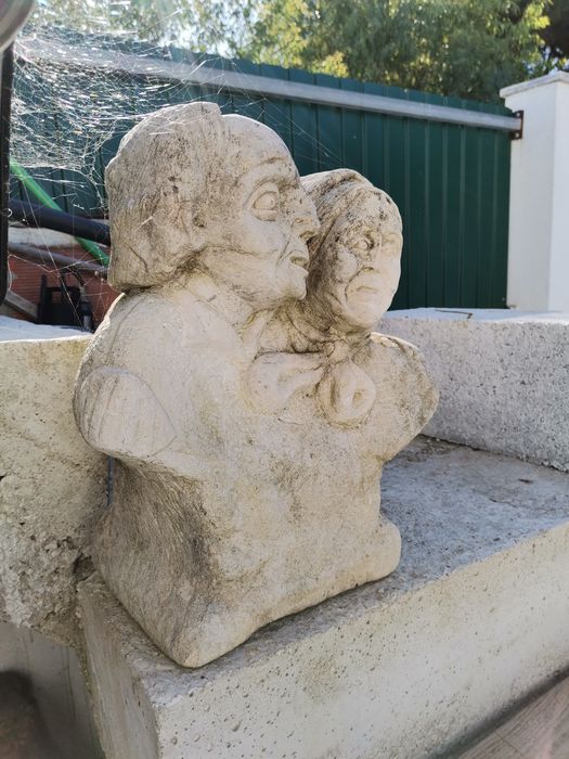 Estátua em pedra