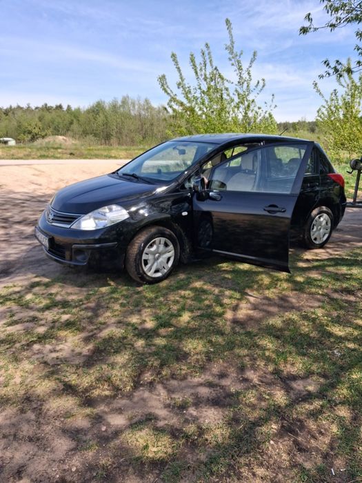 Nissan Tiida 1,6, 110km, benzyna, manual