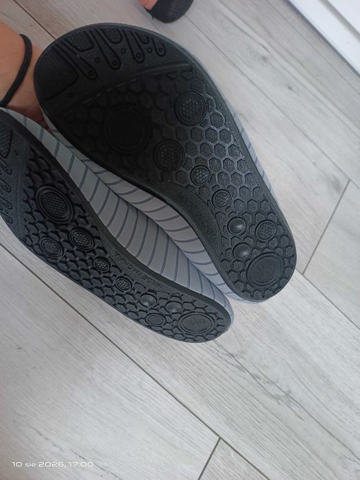Damskie Buty do wody na basen nowe nieużywane 36/37