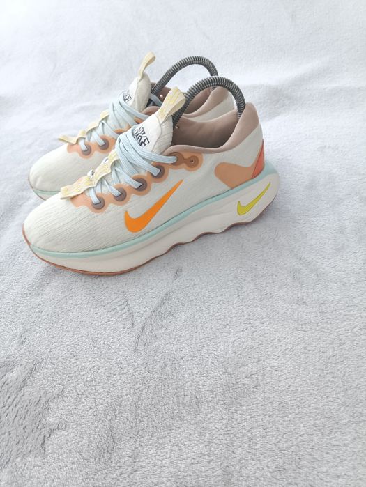 Женские кроссовки беговые Nike р39.5-40